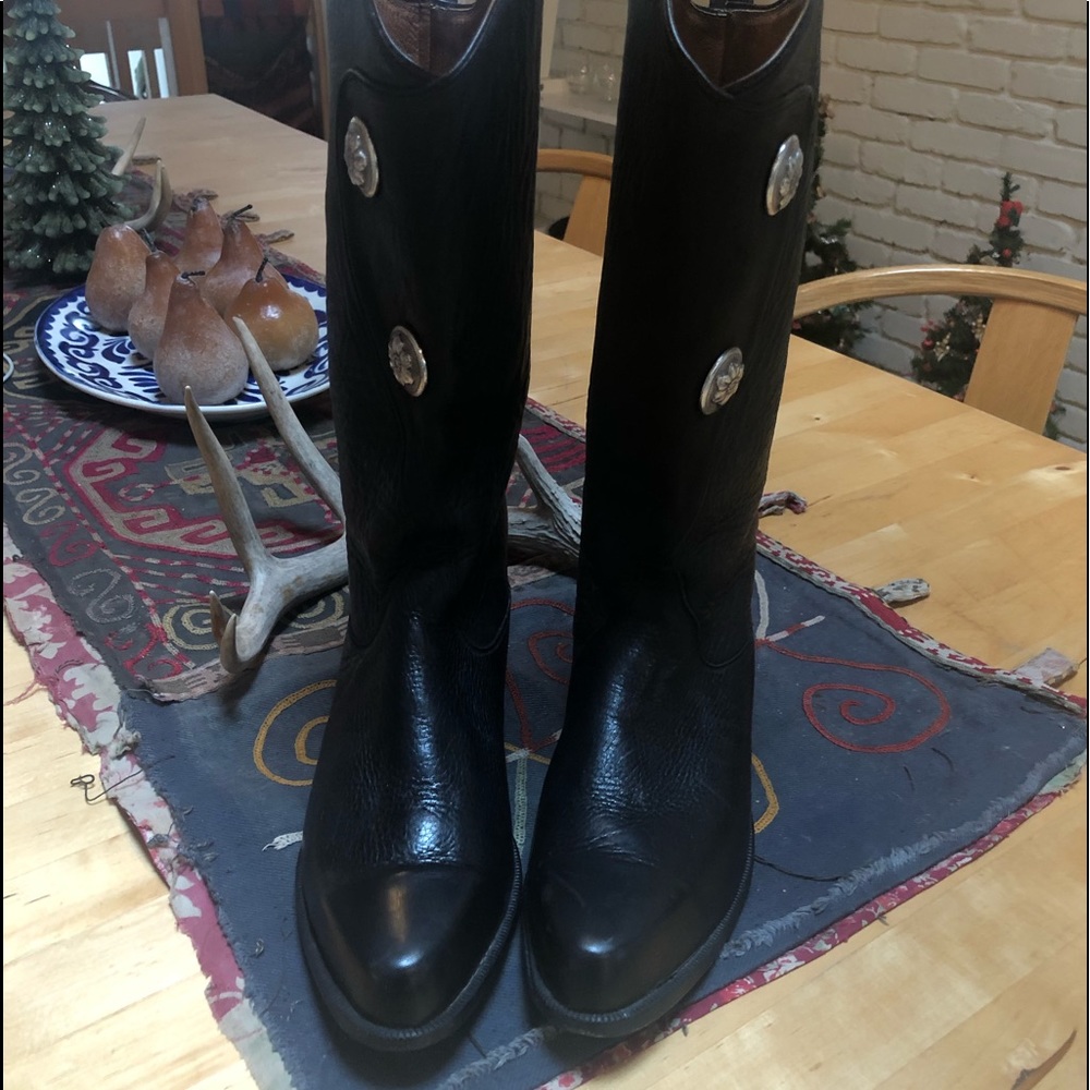 TONY LAMA Vintage Leather Boots Black  Silver Concho Flat Boots Womens sz 6